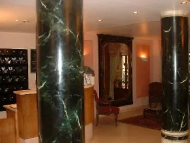 ** Hotel Cronstadt Parijs Frankrijk